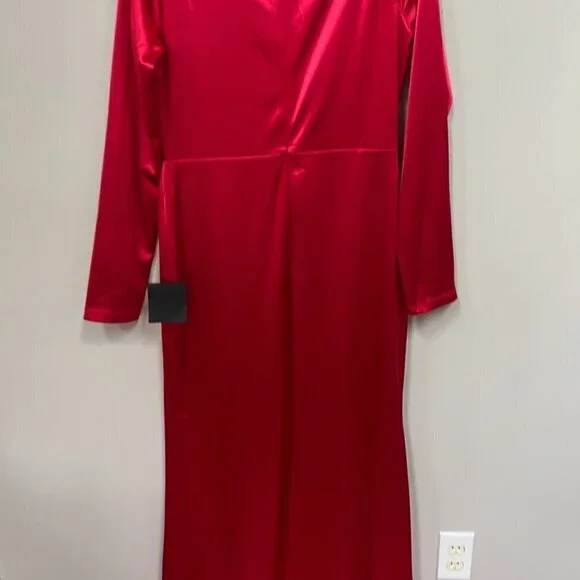 Lulu's Off to the Ball Red Satin Long Sleeve Maxi Dress Size XL - Picture 9 of 9